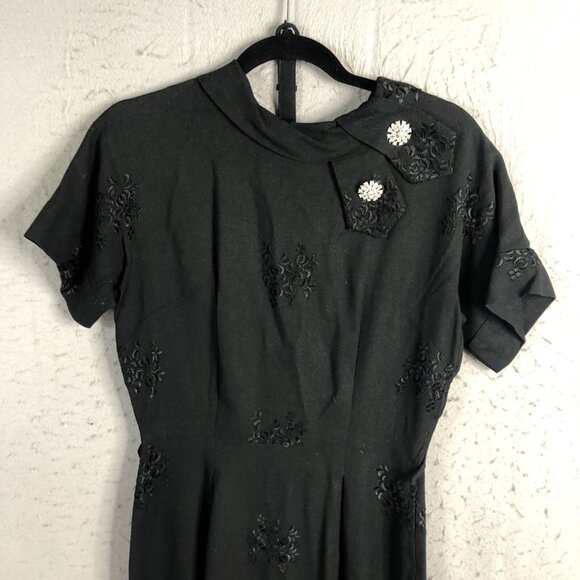 Vintage Handmade Dress Womens Small Black Embroidery Rhitnetone 1950s Event - Picture 2 of 12